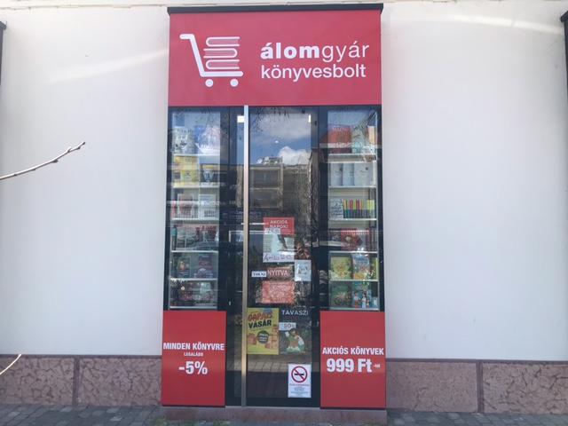 TATAI KÖNYVESBOLT